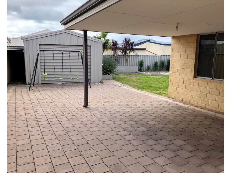 21 Marseilles Drive, Yalyalup WA 6280
