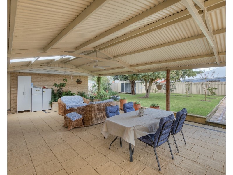 8 George Way, Broadwater WA 6280
