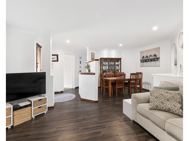 8 George Way, Broadwater WA 6280