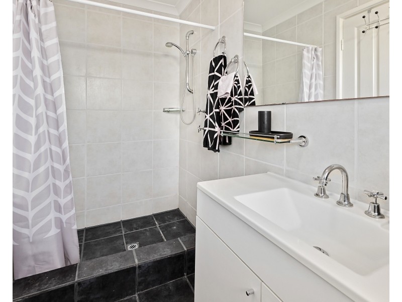 8 George Way, Broadwater WA 6280