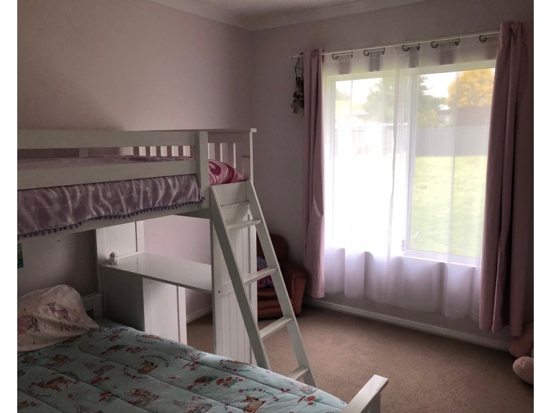 2 Hopkins Road, Brunswick WA 6224