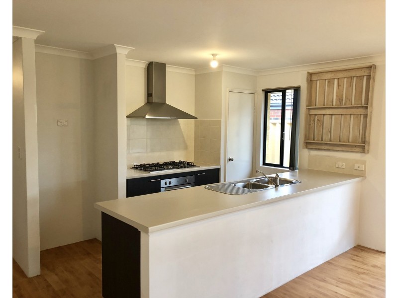66 Murtin Road, Dalyellup WA 6230