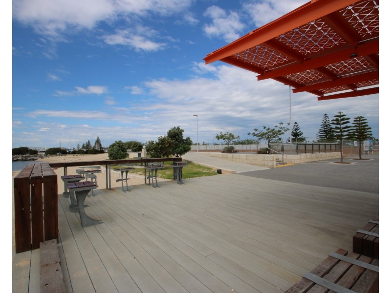 35/11-19 Casuarina Drive, Bunbury WA 6230