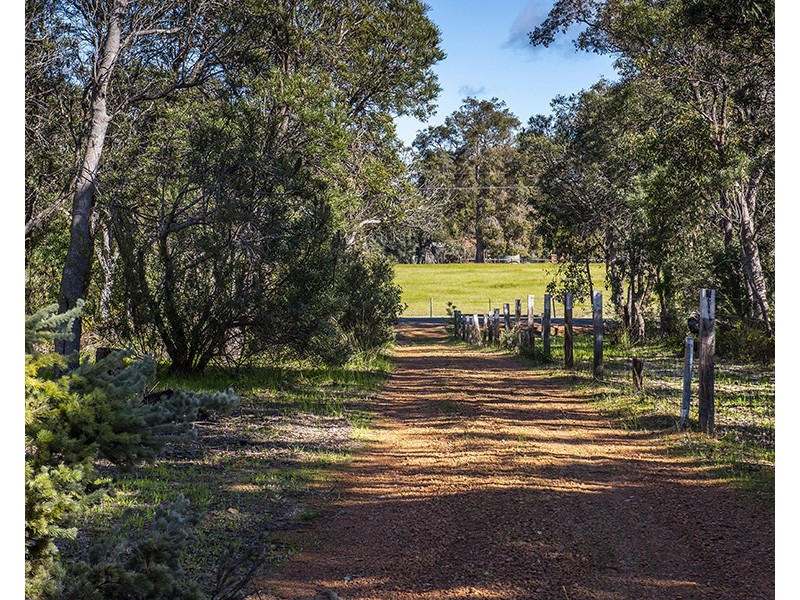 106 Eucalypt Drive, Gelorup WA 6230