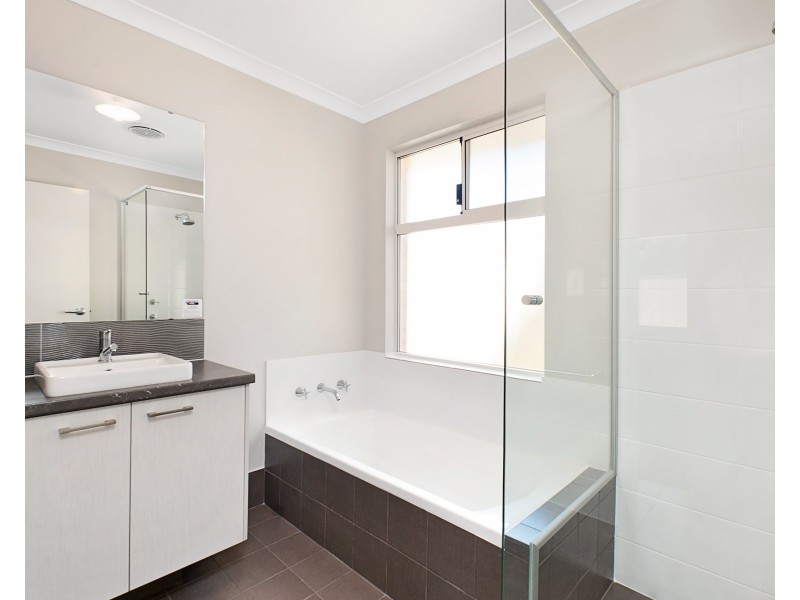13 Alice Street, Yalyalup WA 6280
