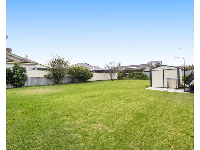 25 Minninup Road, South Bunbury WA 6230