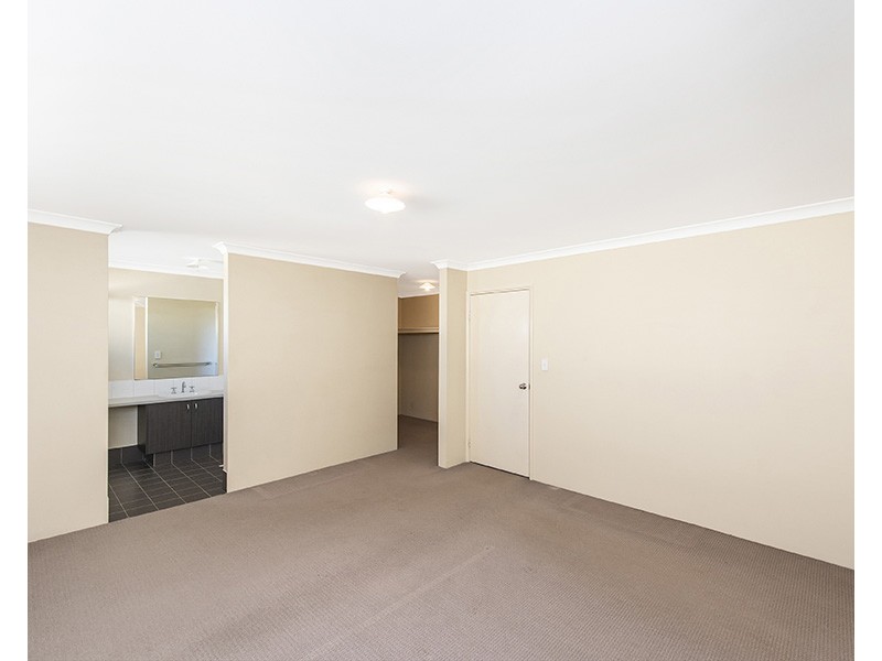 2 Binar Way, Dalyellup WA 6230