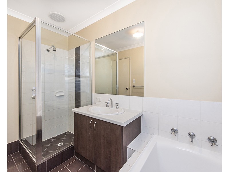 2 Binar Way, Dalyellup WA 6230