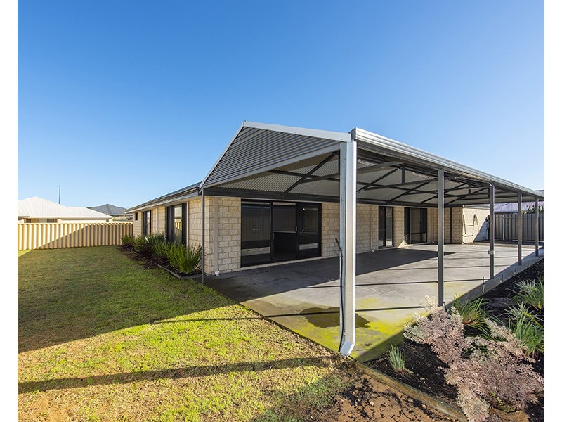 2 Binar Way, Dalyellup WA 6230