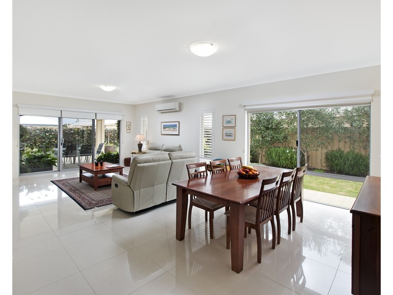 20 Anna Capel View, Geographe WA 6280