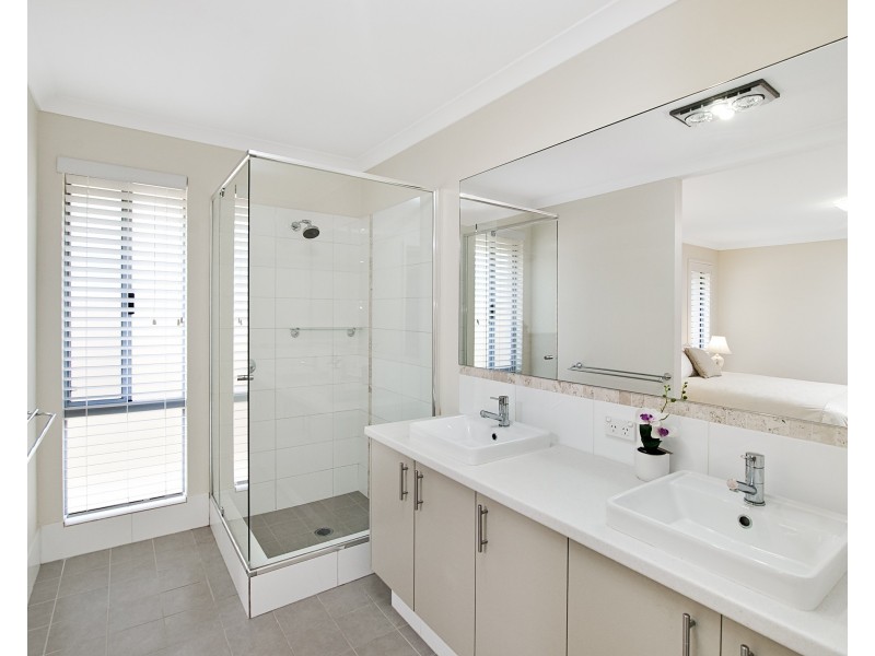 20 Anna Capel View, Geographe WA 6280