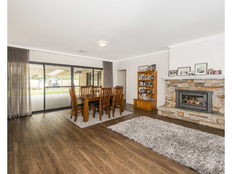 213 Braidwood Drive, Australind WA 6233