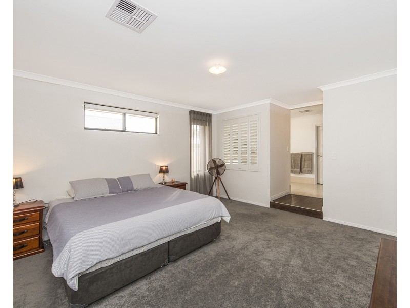 213 Braidwood Drive, Australind WA 6233