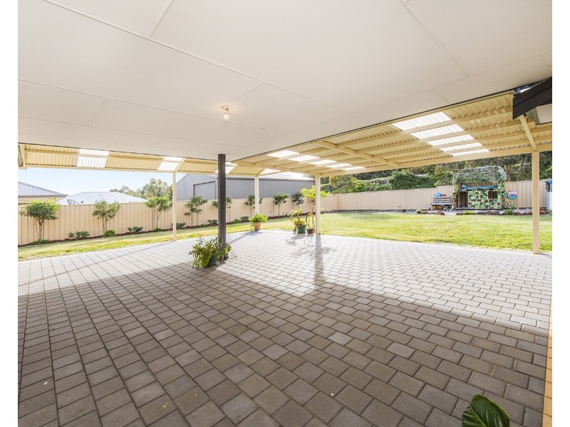 213 Braidwood Drive, Australind WA 6233