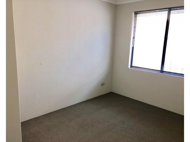 25 Marseilles Drive, Yalyalup WA 6280