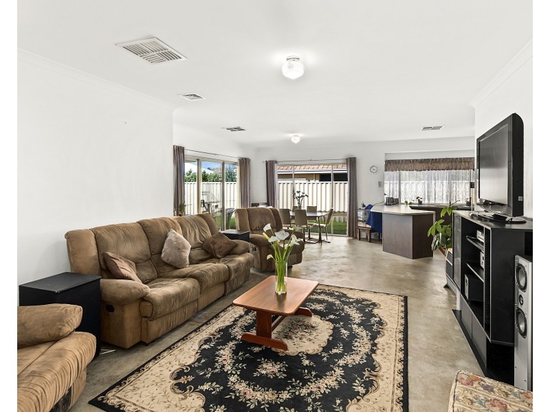 53 Marseilles Drive, Yalyalup WA 6280