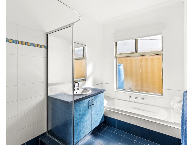 53 Marseilles Drive, Yalyalup WA 6280