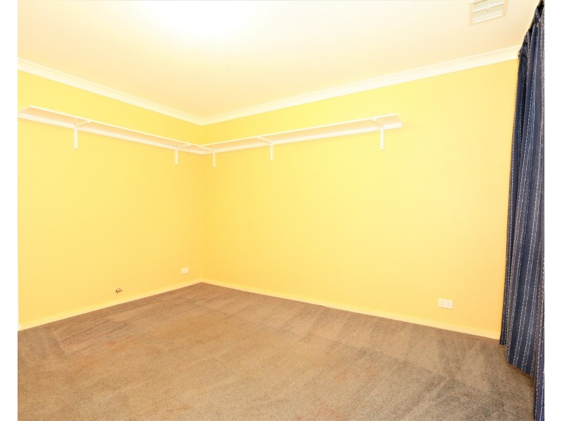 12C Whitley Place, Withers WA 6230