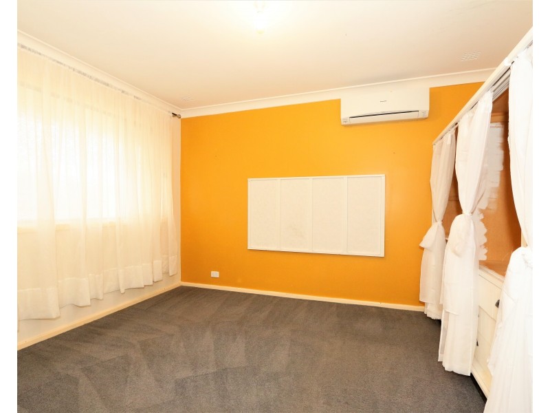 12C Whitley Place, Withers WA 6230