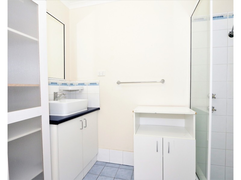 12C Whitley Place, Withers WA 6230
