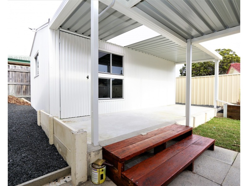 12C Whitley Place, Withers WA 6230