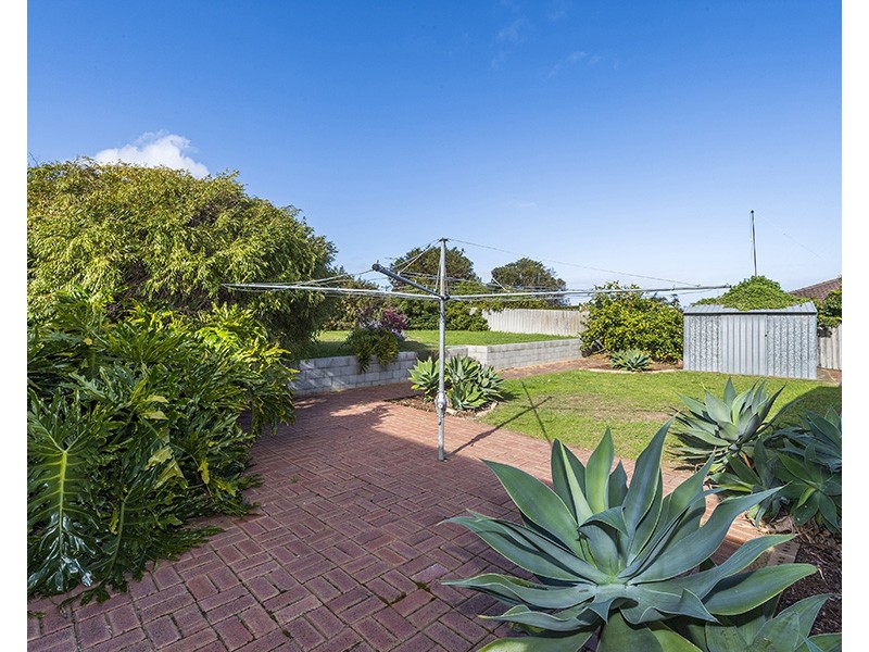 21 Bunning Boulevard, East Bunbury WA 6230