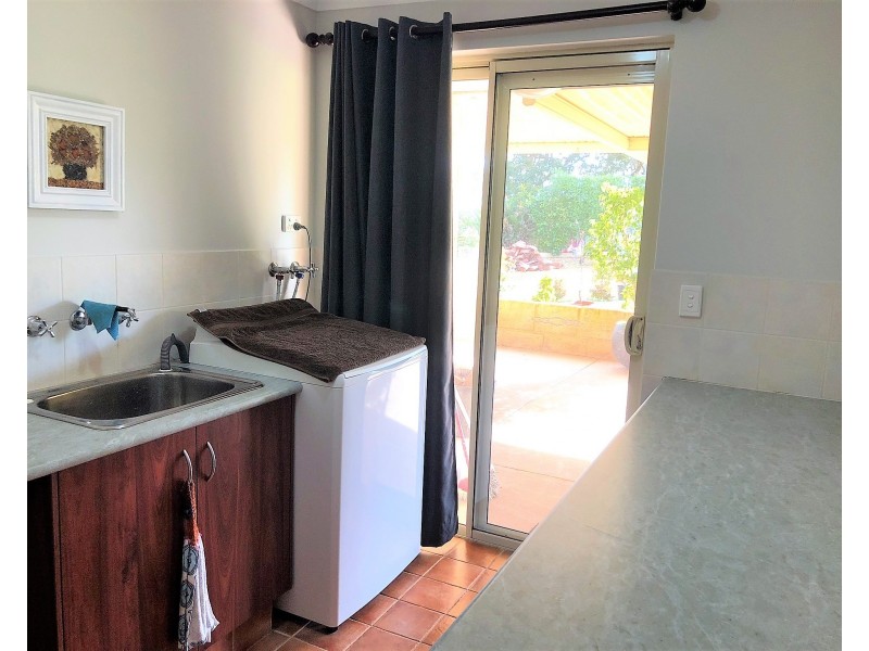 14 Craigie Drive, Roelands WA 6226