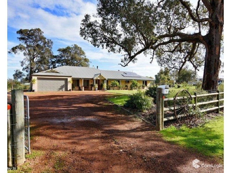 14 Craigie Drive, Roelands WA 6226