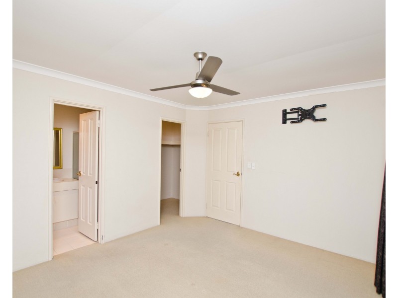 27 Glenfield Drive, Australind WA 6233