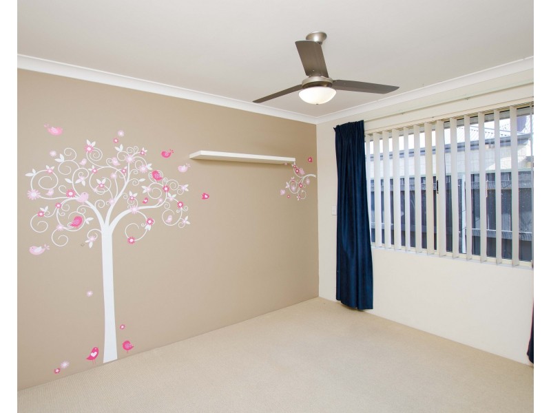 27 Glenfield Drive, Australind WA 6233