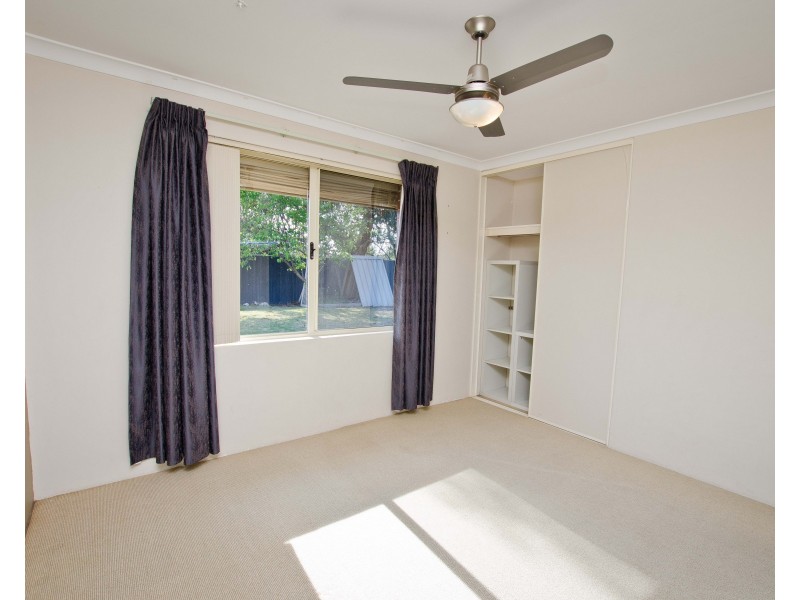 27 Glenfield Drive, Australind WA 6233