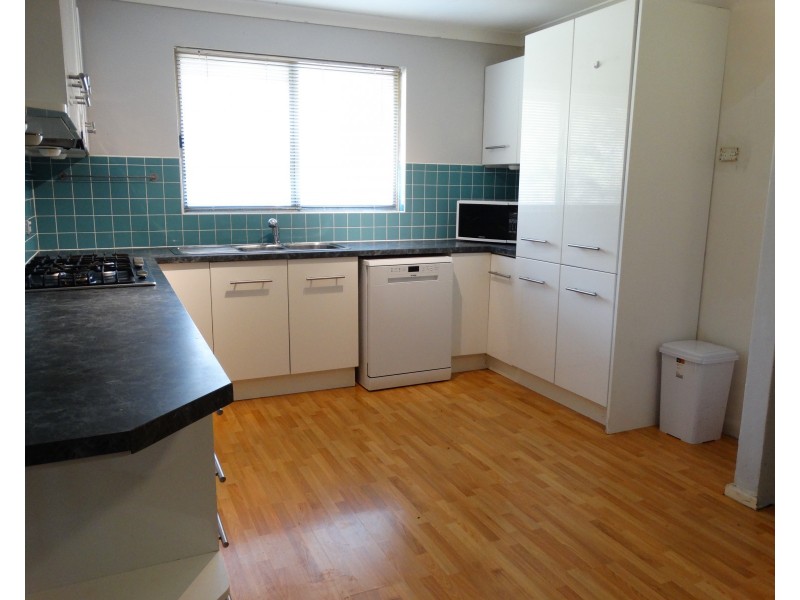 20 Sweeting Way, Withers WA 6230