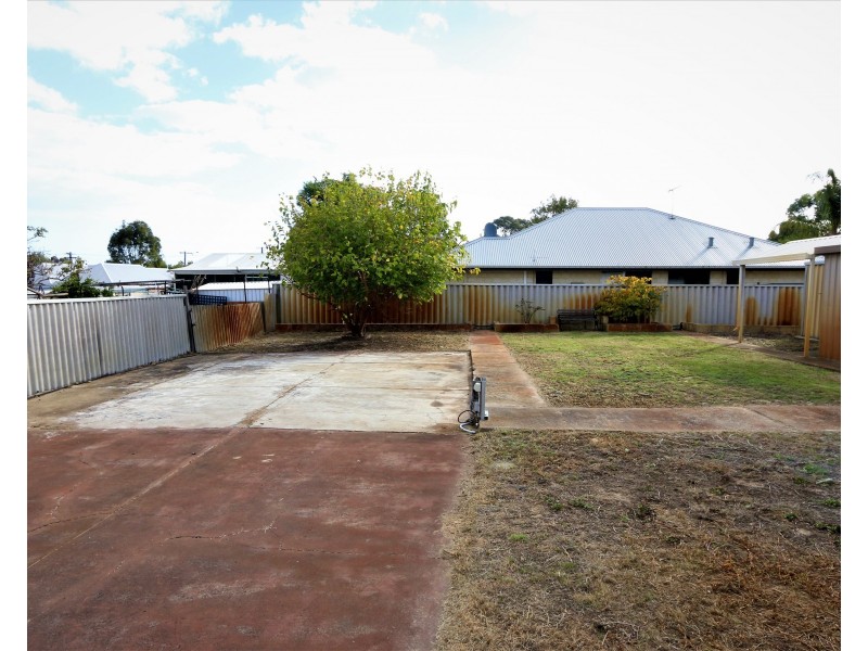 14 Absolon Street, Carey Park WA 6230