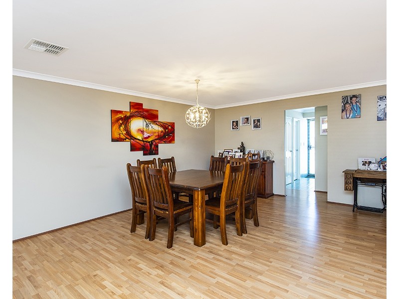 65 Macquarie Drive, Australind WA 6233