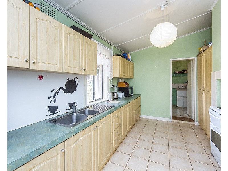 9 Hayes Street, Bunbury WA 6230