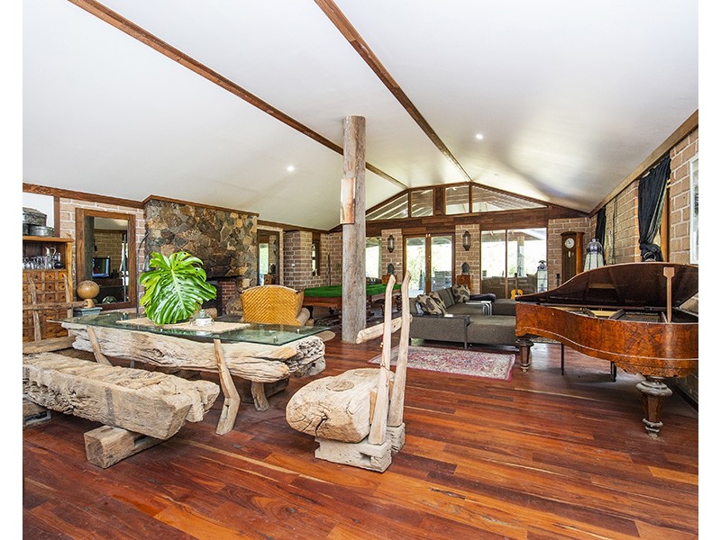 22 Halls Road, Capel WA 6271