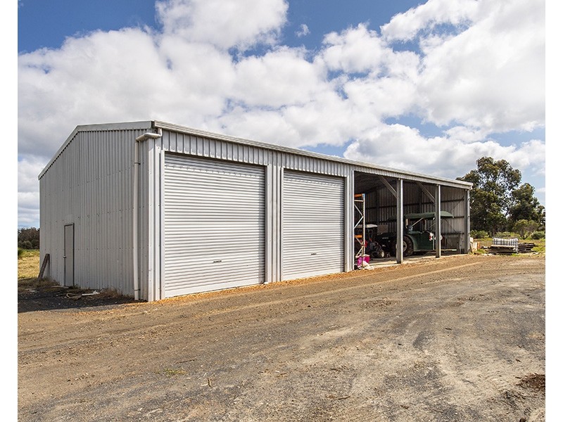22 Halls Road, Capel WA 6271
