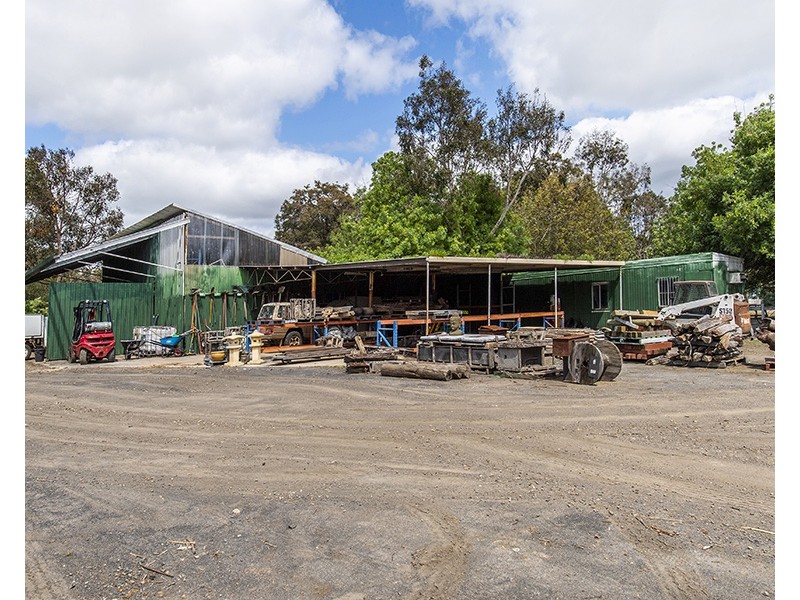 22 Halls Road, Capel WA 6271