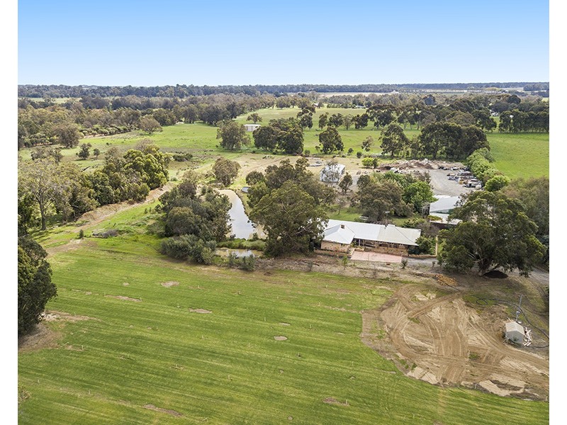 22 Halls Road, Capel WA 6271