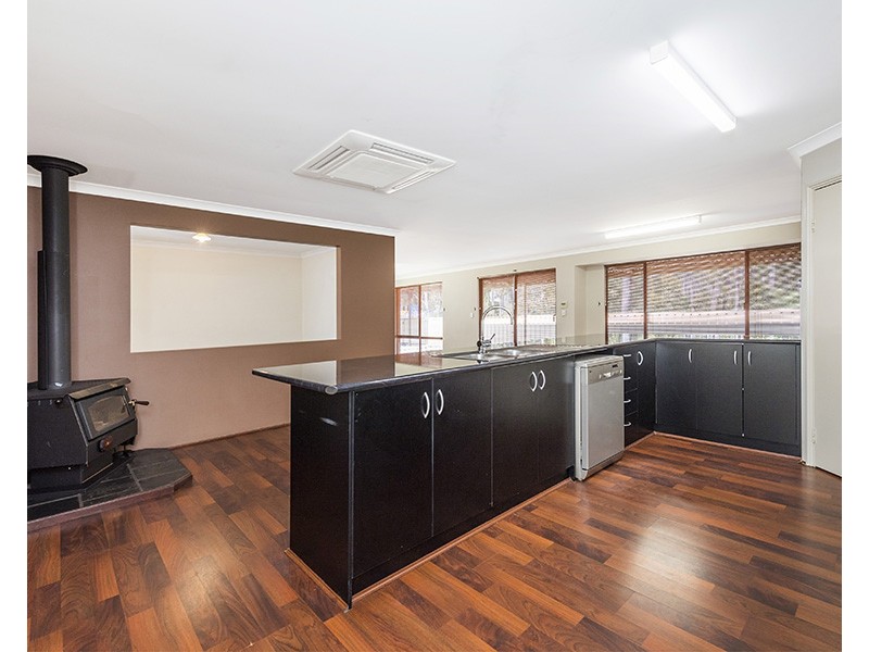 23 McCamish Crescent, Collie WA 6225