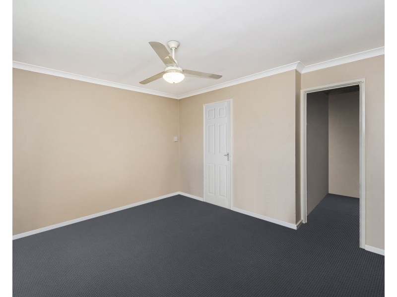 4 Tobin Place, Withers WA 6230