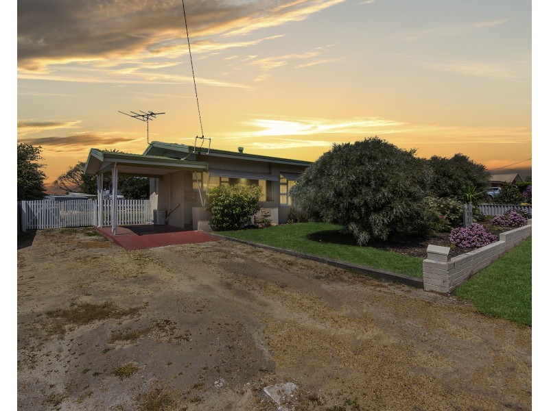 22 Archer Street, Collie WA 6225