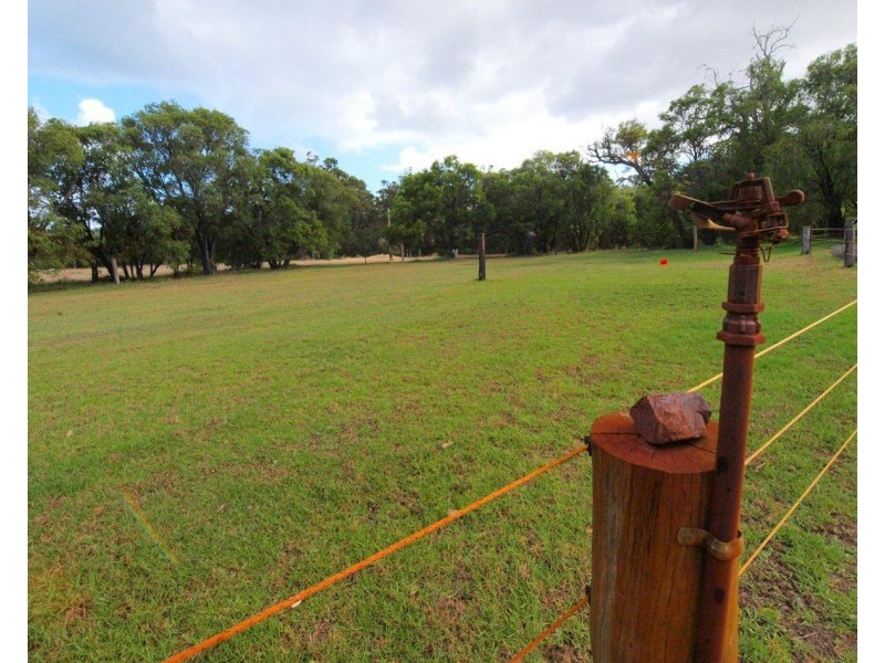 134 Mangles Road, Capel WA 6271