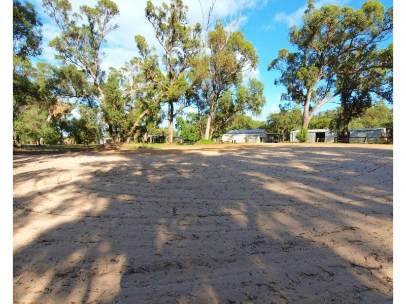 134 Mangles Road, Capel WA 6271