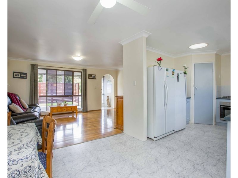 35 Matilda Ave, Australind WA 6233