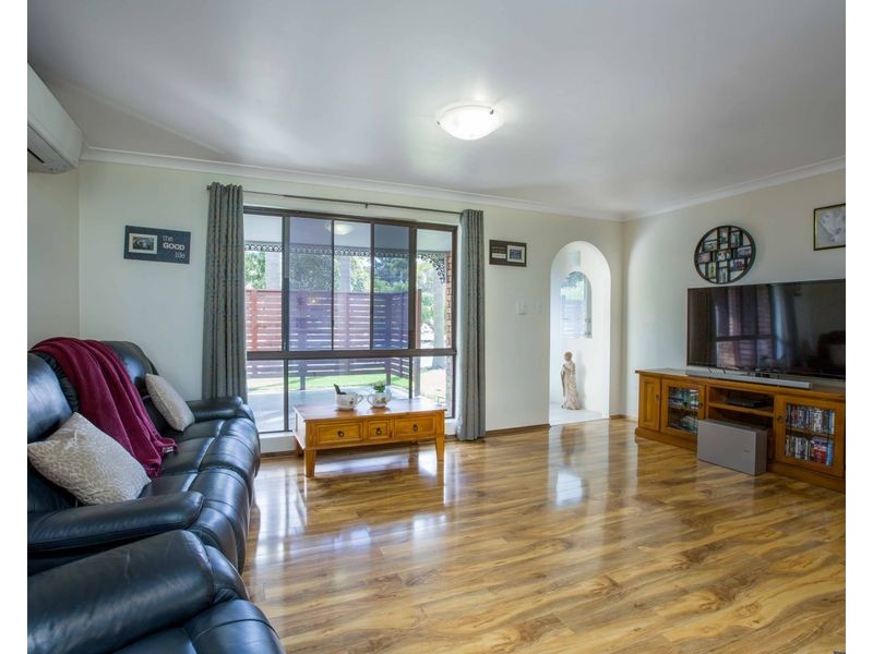 35 Matilda Ave, Australind WA 6233