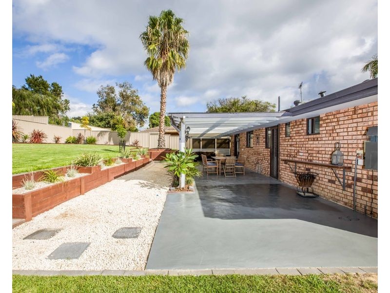35 Matilda Ave, Australind WA 6233