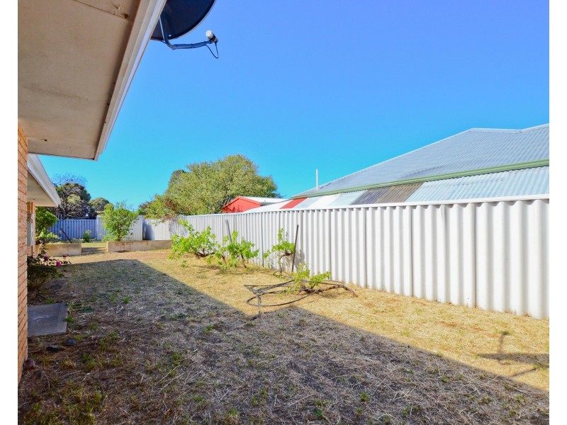 22 Whatman Way, Withers WA 6230