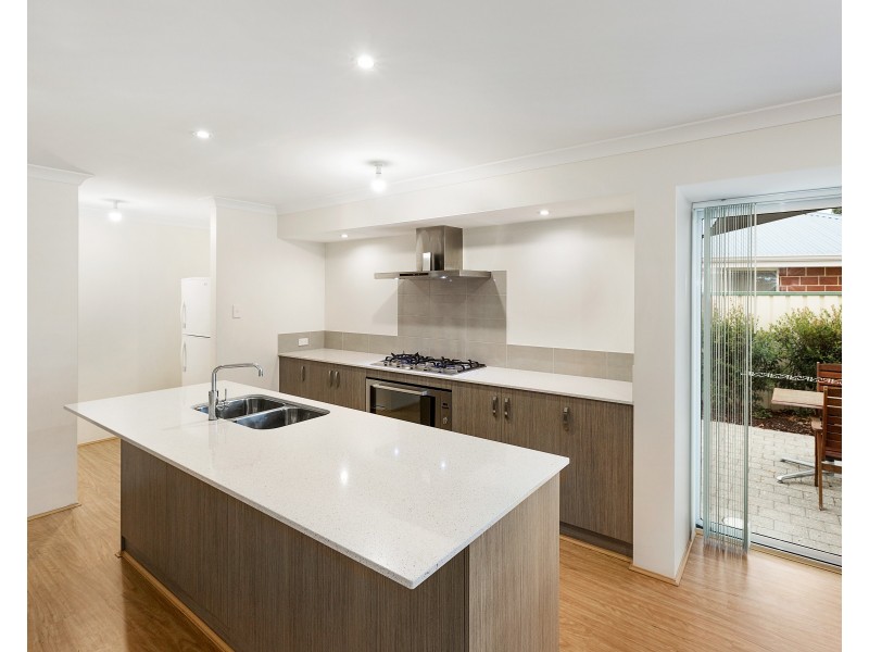 3 Billabong Street, Yalyalup WA 6280