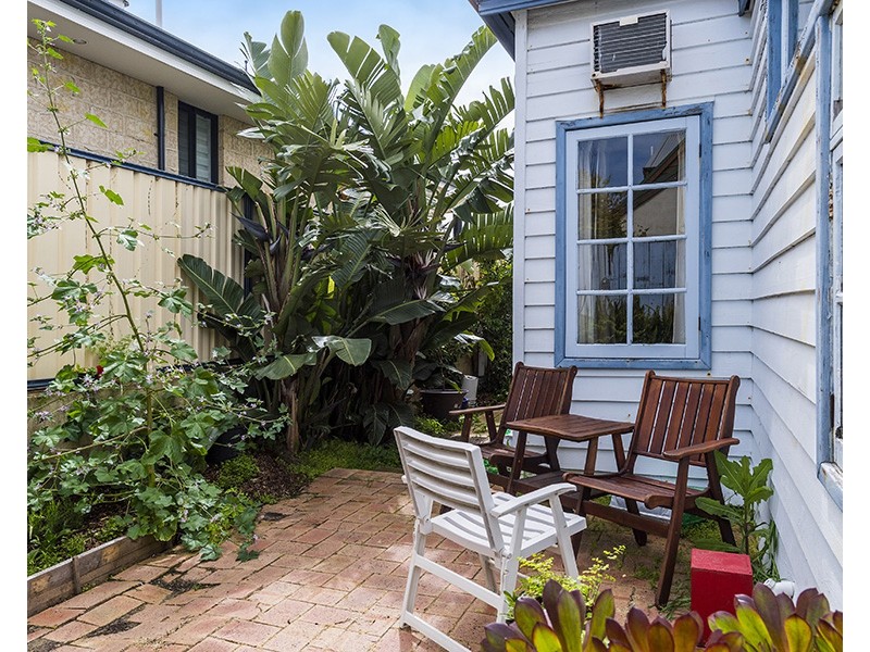 20 Moore Street, Bunbury WA 6230